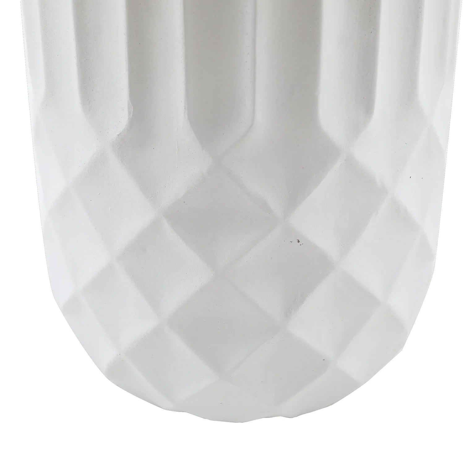 Luxen Home 19" Tall round Indoor/Outdoor Planter in White
